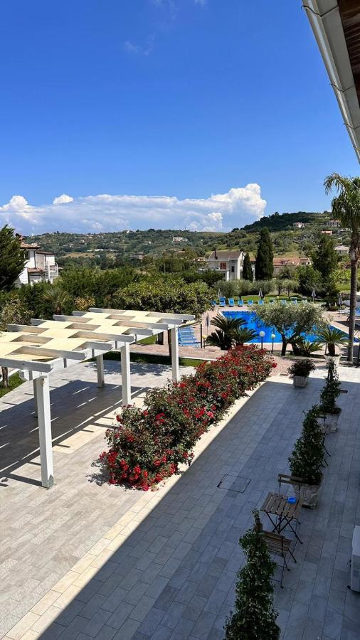 Hotel La Tombola Agropoli Zewnętrze zdjęcie